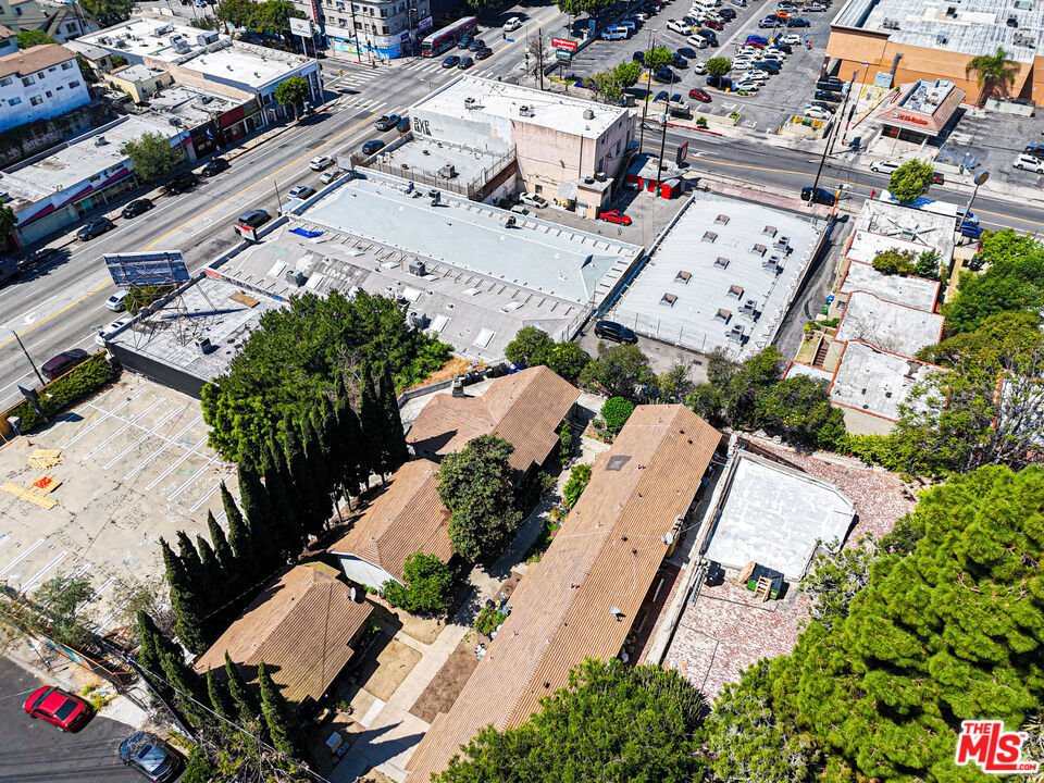 Los Angeles, California, United States 4 - 17706501
