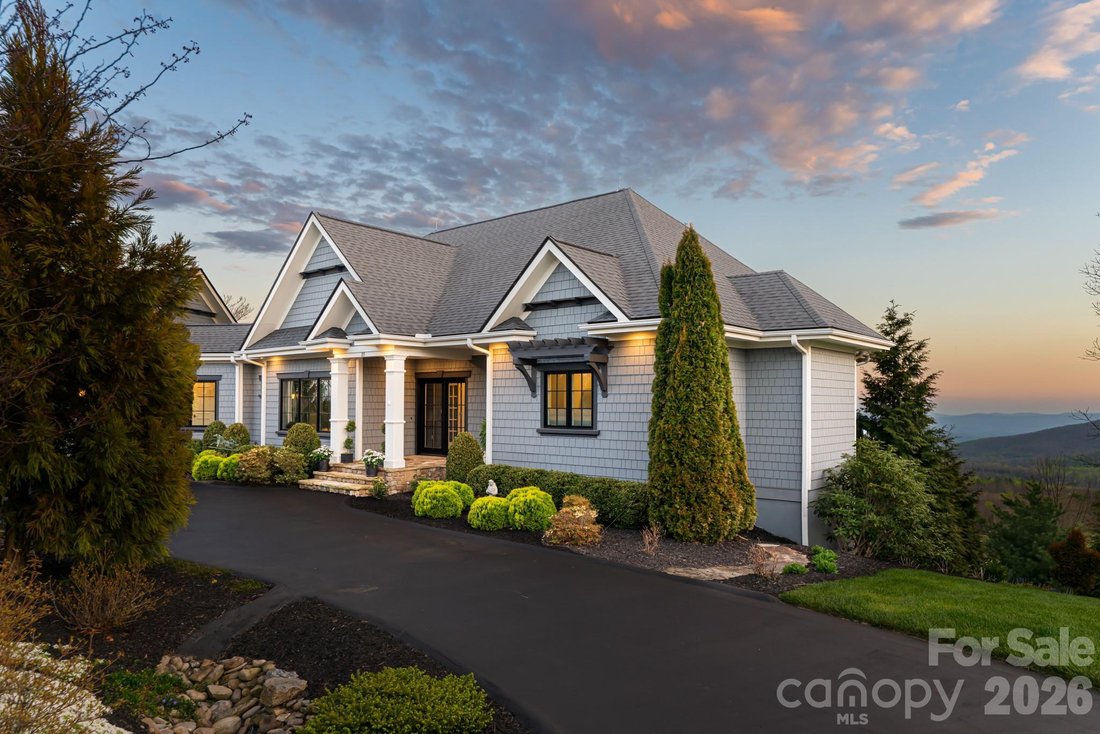 Casa a Hendersonville, Carolina del Nord, Stati Uniti 4 - 17711274