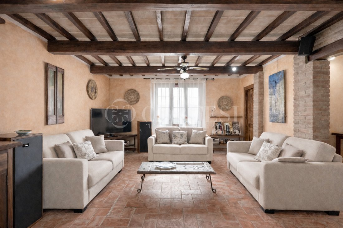 Villa in Corciano, Umbria, Italy 4 - 17702830