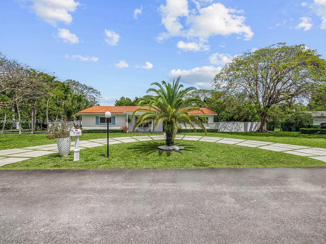 House in Miami, Florida, United States 1 - 17717793