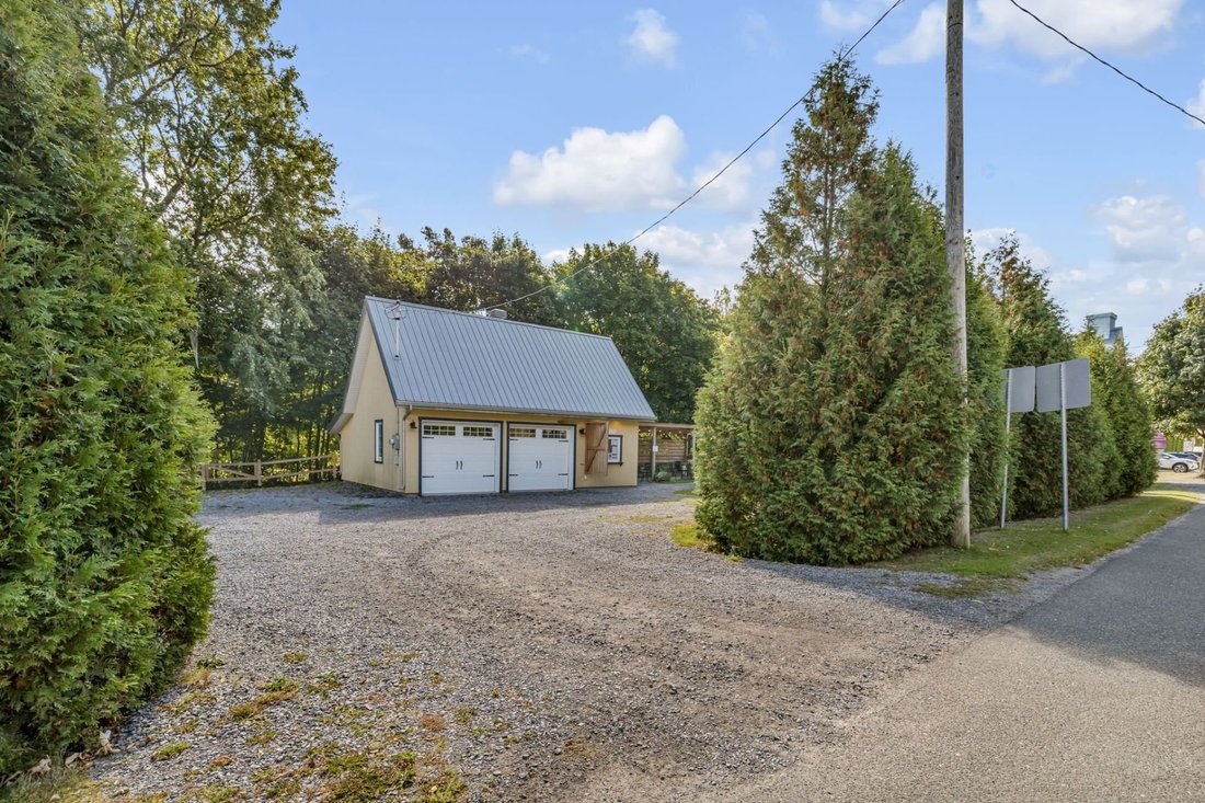 House in L'Ange-Gardien, Quebec, Canada 4 - 17708230