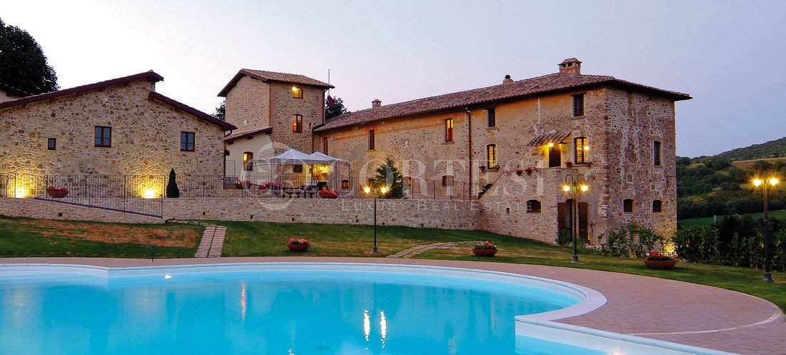 Country House in Umbertide, Umbria, Italy 2 - 17702898