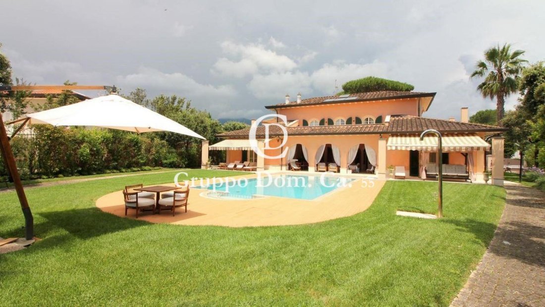 Villa in Vittoria Apuana, Forte dei Marmi, Tuscany 4 - 17713915