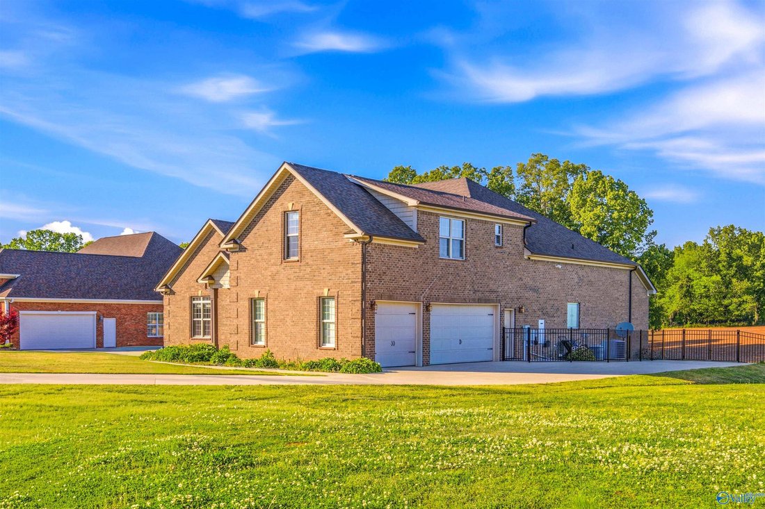 House in Athens, Alabama, United States 5 - 17702984