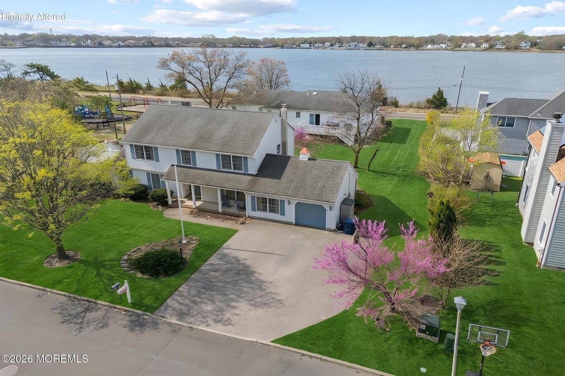 Maison à Neptune Township, New Jersey, États-Unis 1 - 17703340