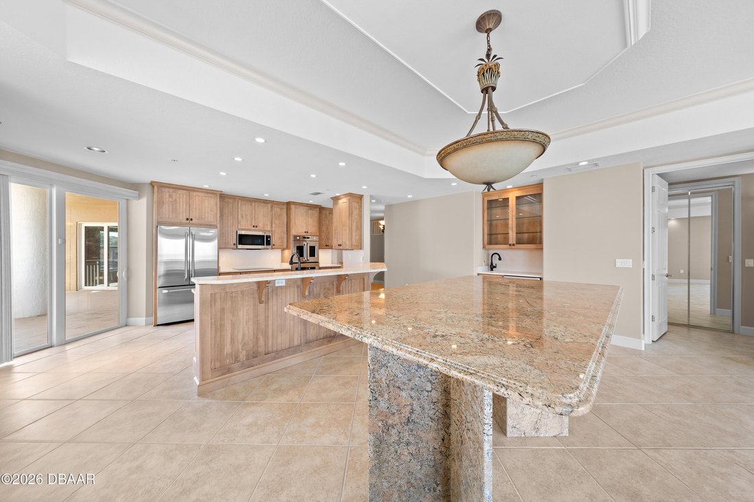 Condo in Daytona Beach, Florida, United States 5 - 17706291