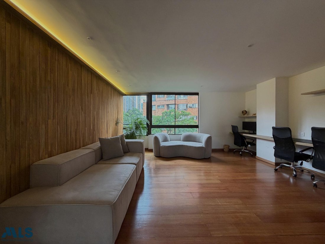 Apartment in Medellín, Antioquia, Colombia 4 - 17710797