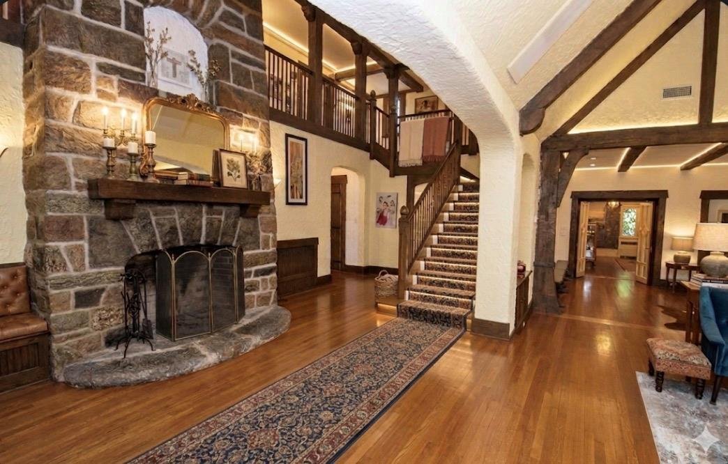 House in Manhasset, New York, United States 3 - 16979635