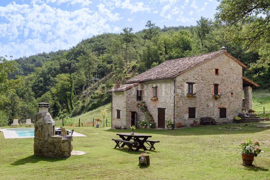 Villa in Monte Santa Maria Tiberina, Umbria, Italy 1 - 17702899