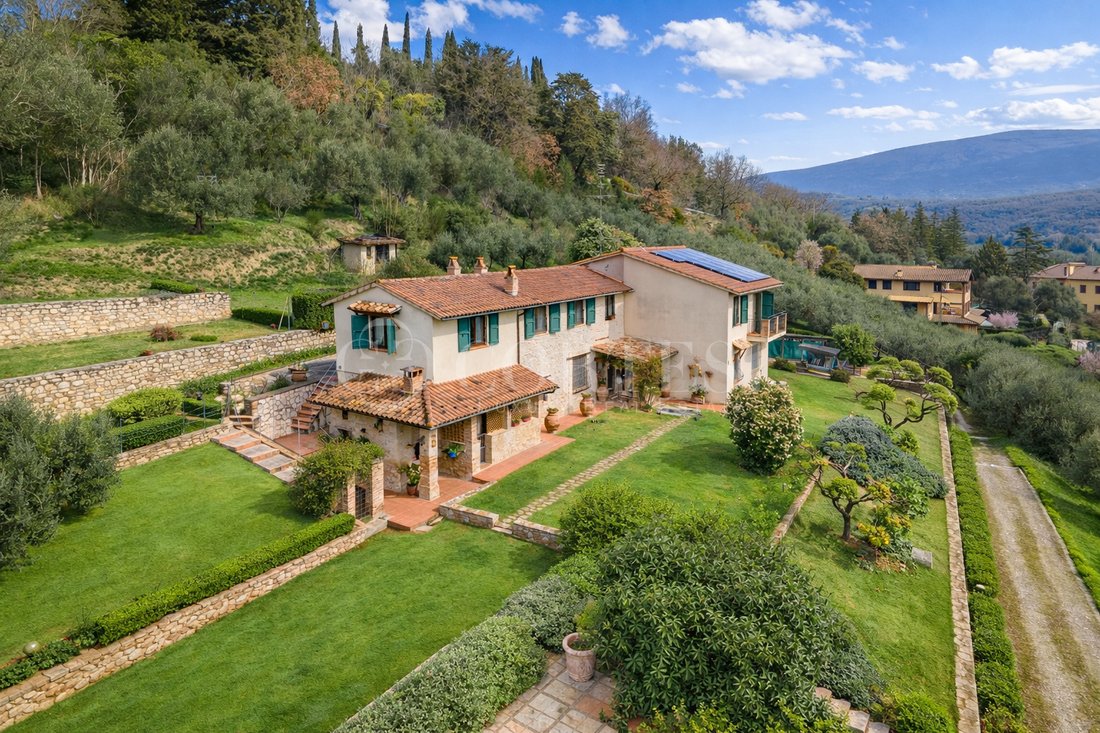 Villa in Corciano, Umbria, Italy 1 - 17702830