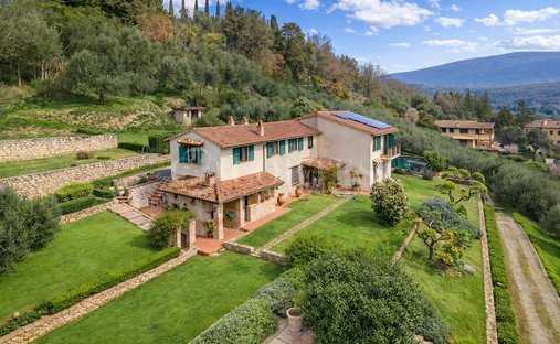 Villa in Corciano, Umbria, Italy 1