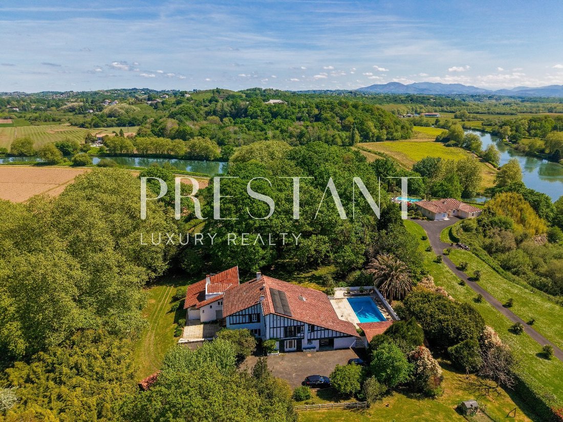 House in Bassussarry, Nouvelle-Aquitaine, France 2 - 17708706