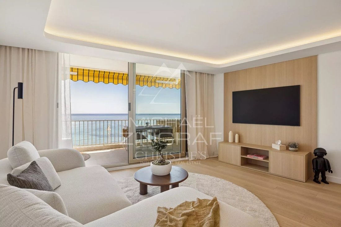 Apartment in Cannes, Provence-Alpes-Côte d'Azur, France 1 - 17692794
