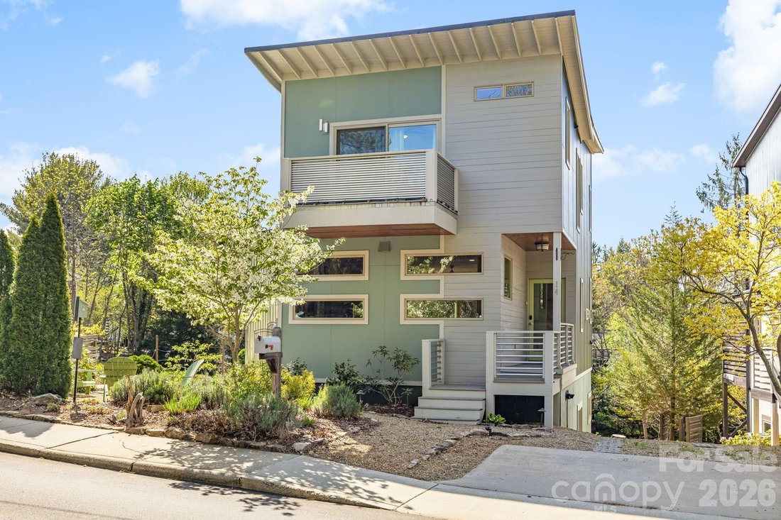 House in Asheville, North Carolina, United States 1 - 17705836