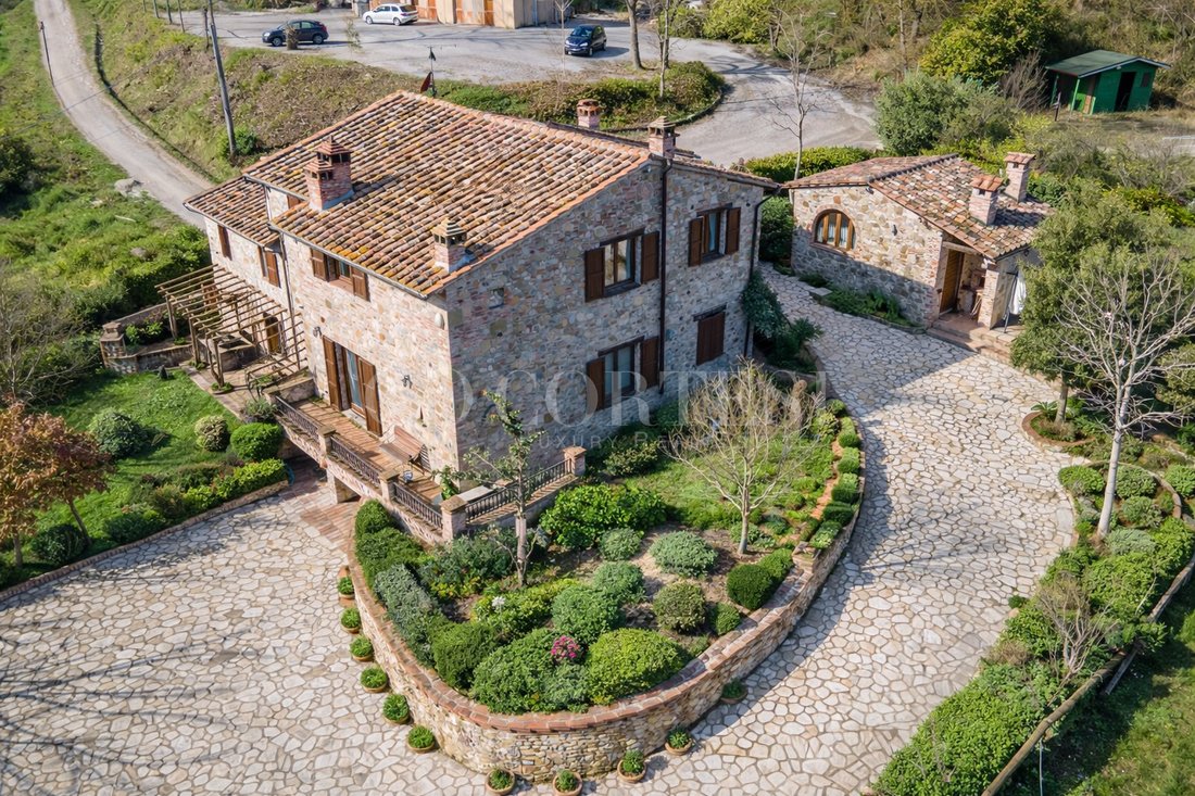 Villa in Piegaro, Umbria, Italy 1 - 17702831