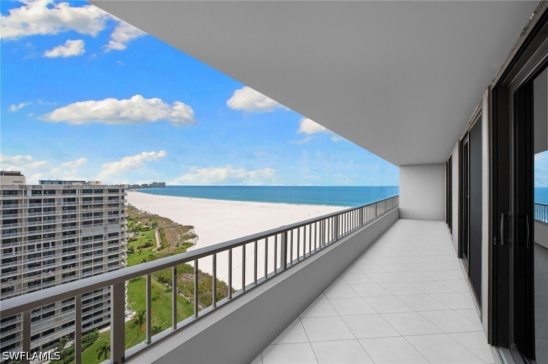 Condo in Marco Island, Florida, United States 1 - 17700386