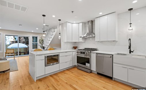 Townhouse in Jersey City, New Jersey, United States 1