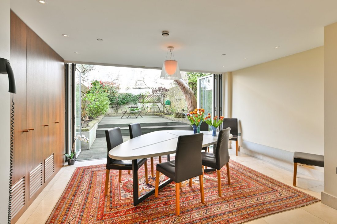 House in West Brompton, Kensington And Chelsea, England 2 - 17704680