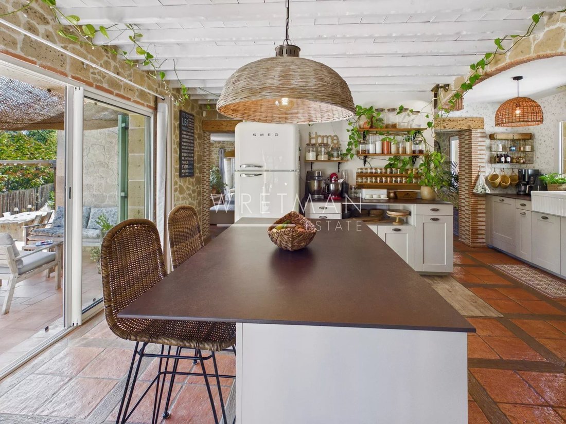 Villa in La Motte, Provence-Alpes-Côte d'Azur, France 4 - 17704738