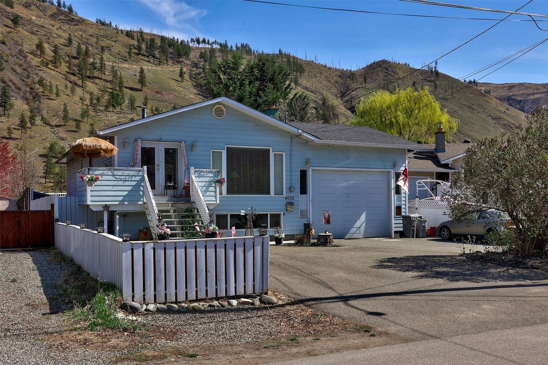 House in Kamloops, British Columbia, Canada 2 - 17707954