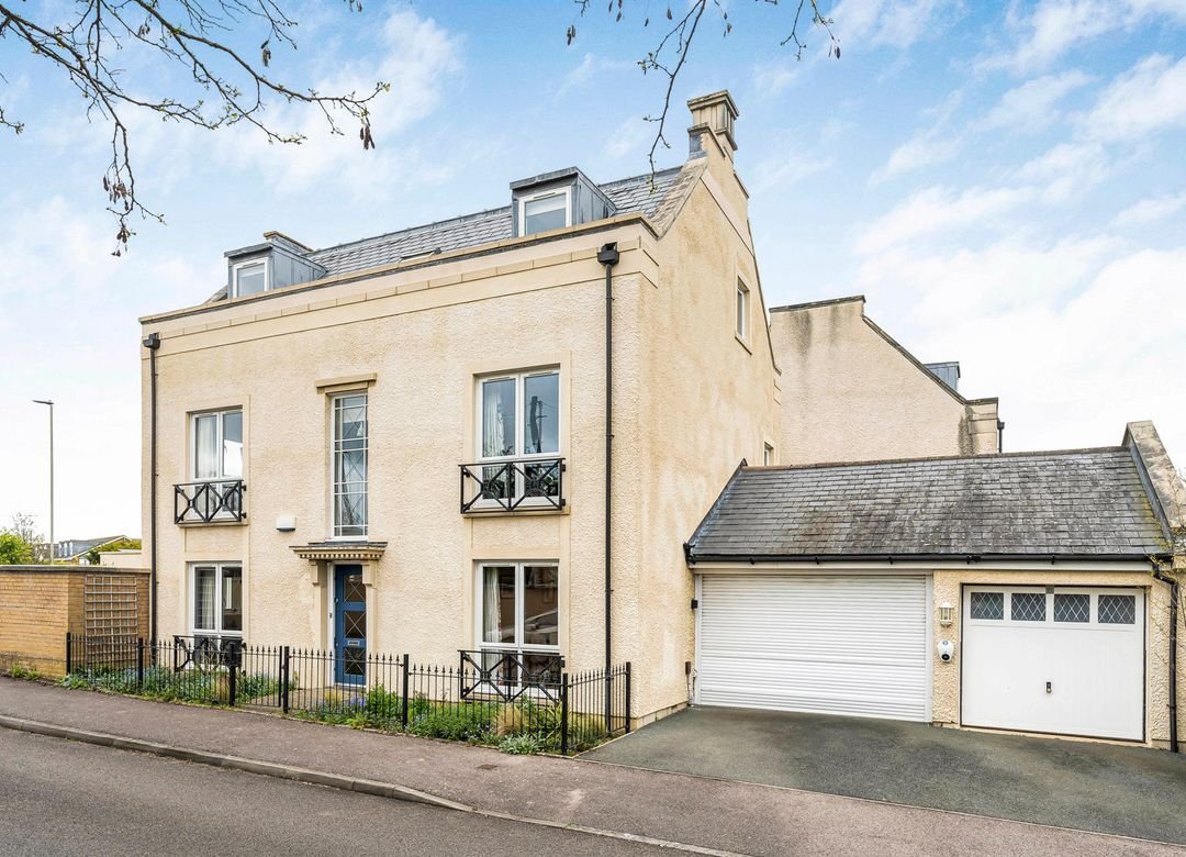 House in Cheltenham, England 3 - 17706319