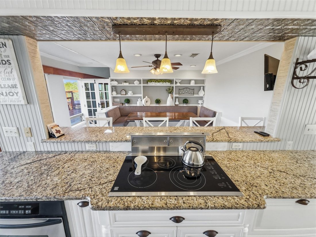 House in Canyon Lake, Texas, United States 3 - 17704325