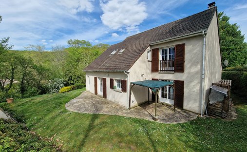 House in Jouars-Pontchartrain, Ile-de-France, France 1