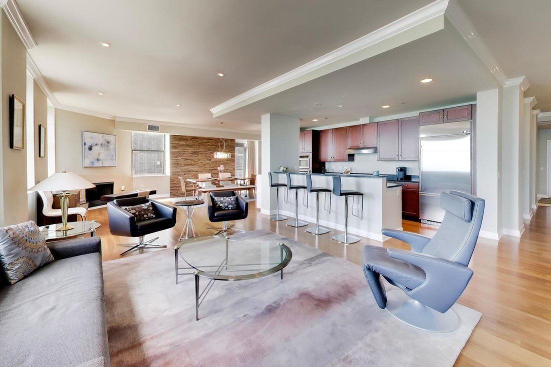 Condo in Chicago, Illinois, United States 4 - 17711260