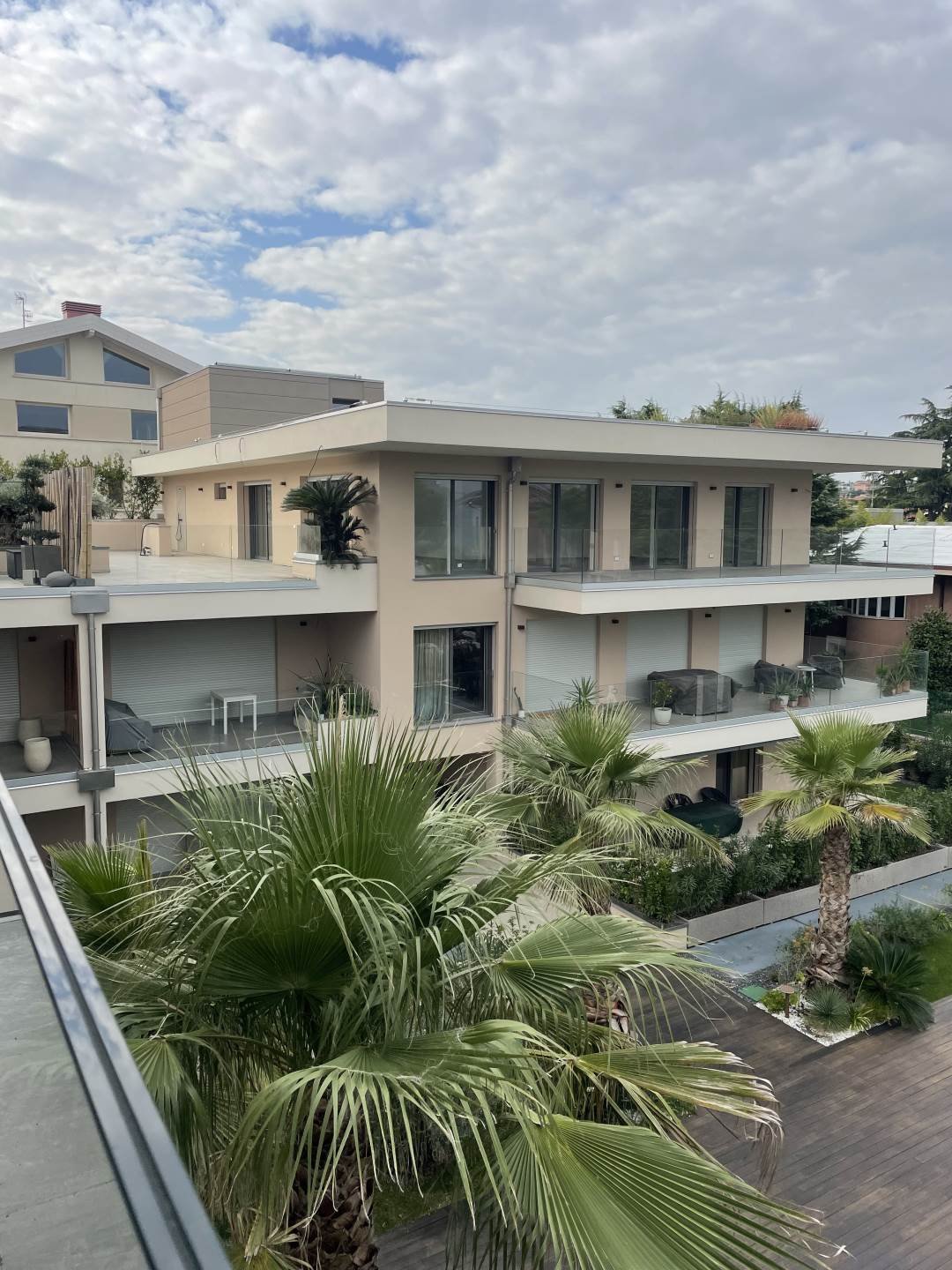 Apartment in Desenzano Centro, Desenzano del Garda, Lombardy 2 - 17708012