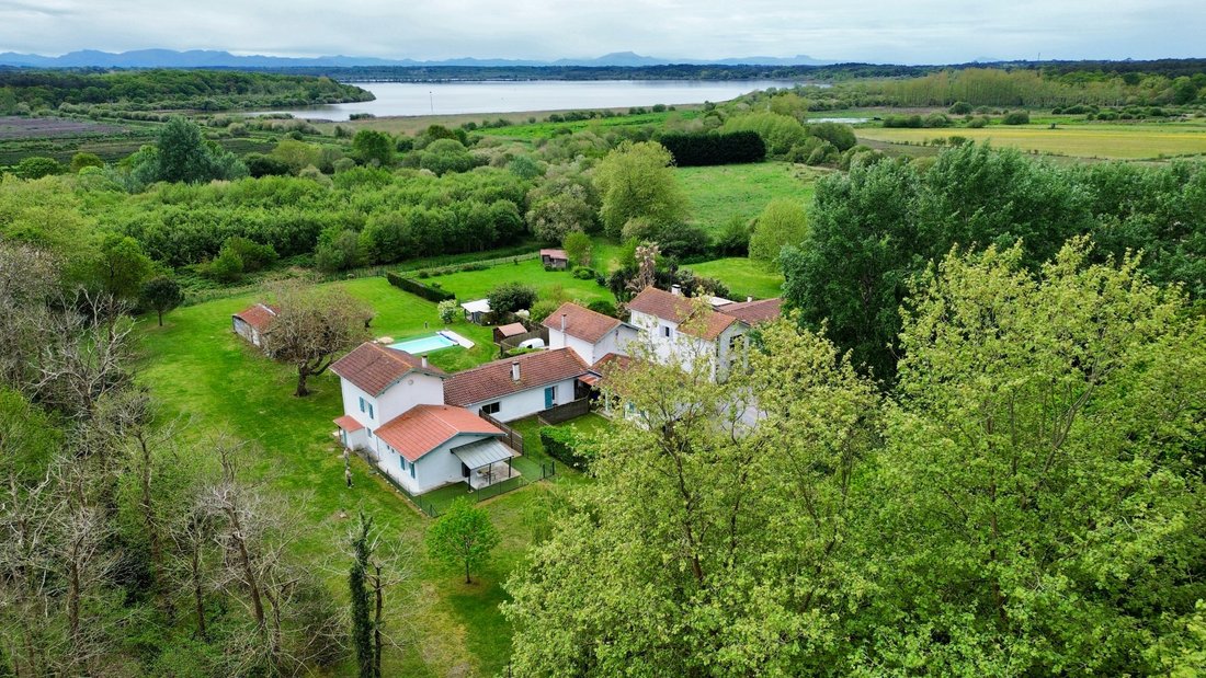 Villa in Bénesse-Maremne, Nouvelle-Aquitaine, France 1 - 17703952
