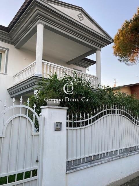 Villa in Center, Forte dei Marmi, Tuscany 1 - 17713939