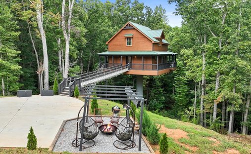 House in Cleveland, Georgia, United States 1