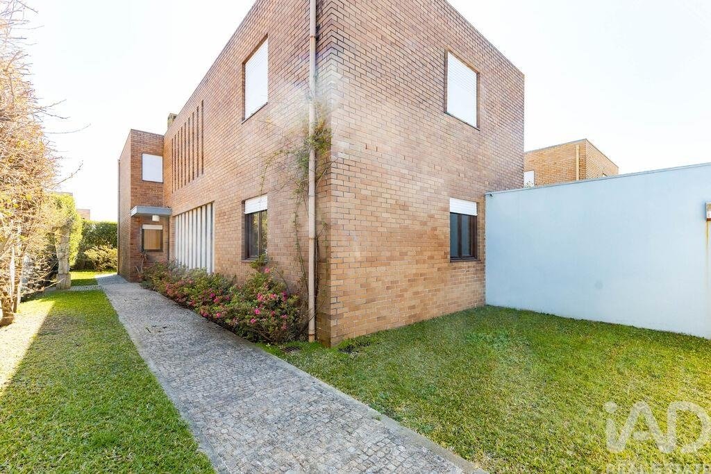 Townhouse in Matosinhos e Leca da Palmeira, Porto District, Portugal 1 - 17716931
