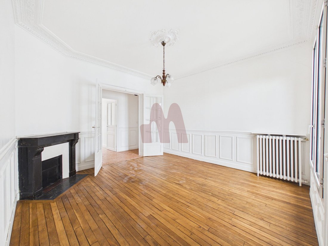 Apartment in Epinettes, Issy-les-Moulineaux, France 3 - 17709860