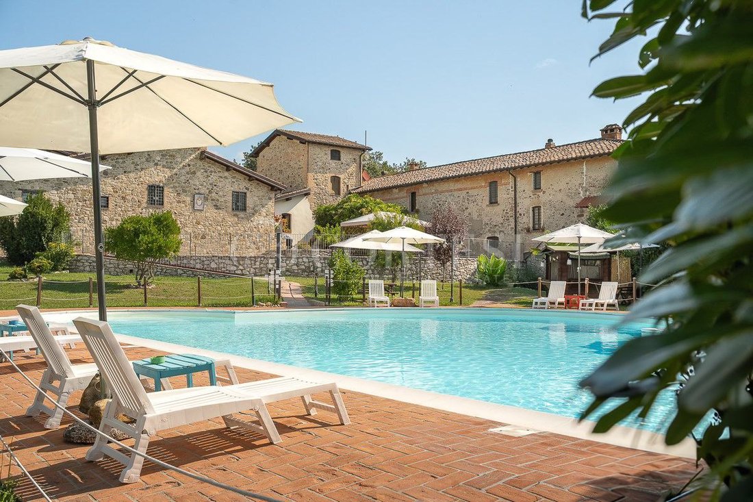 Country House in Umbertide, Umbria, Italy 5 - 17702898