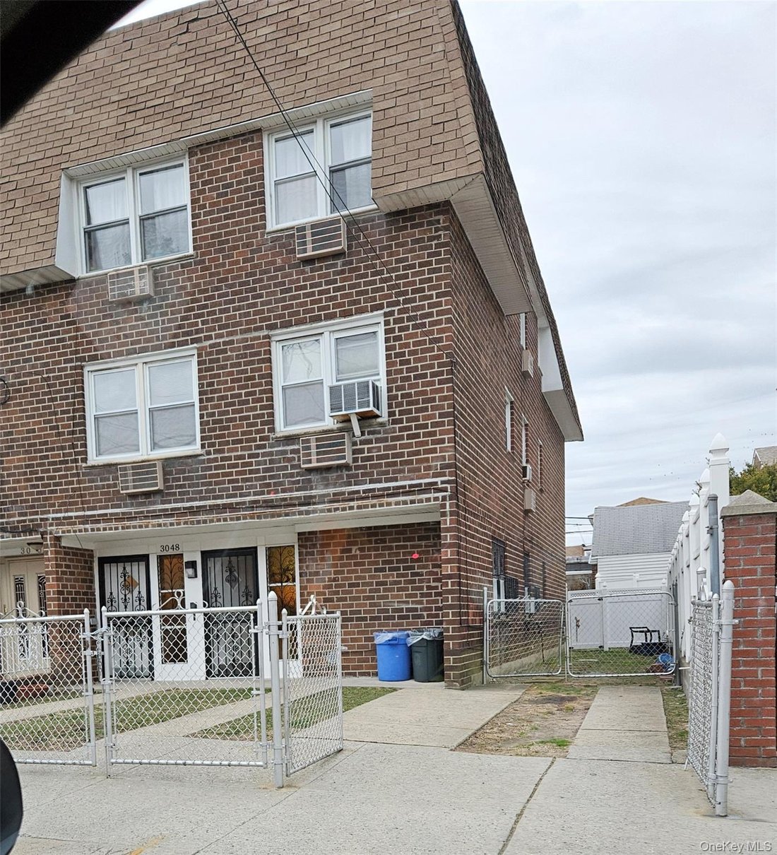 House in New York, New York, United States 1 - 17296243