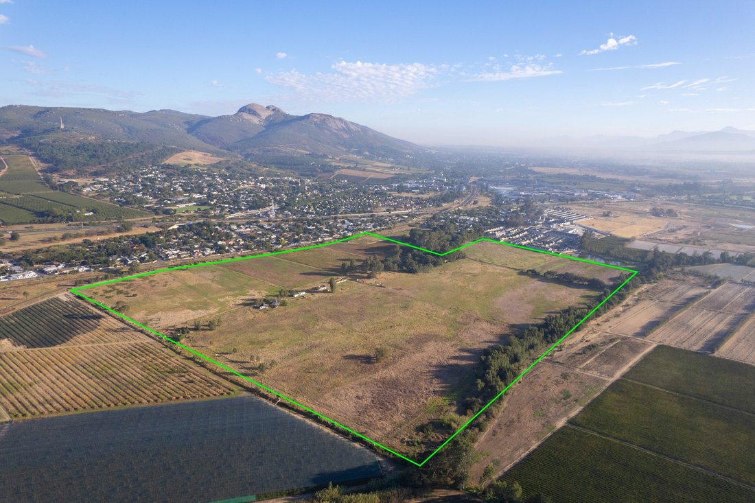 Land in Paarl, Groenvlei, Western Cape 3 - 17708621