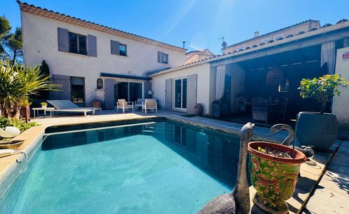 House in Arrondissement of Nimes, Occitania, France 1