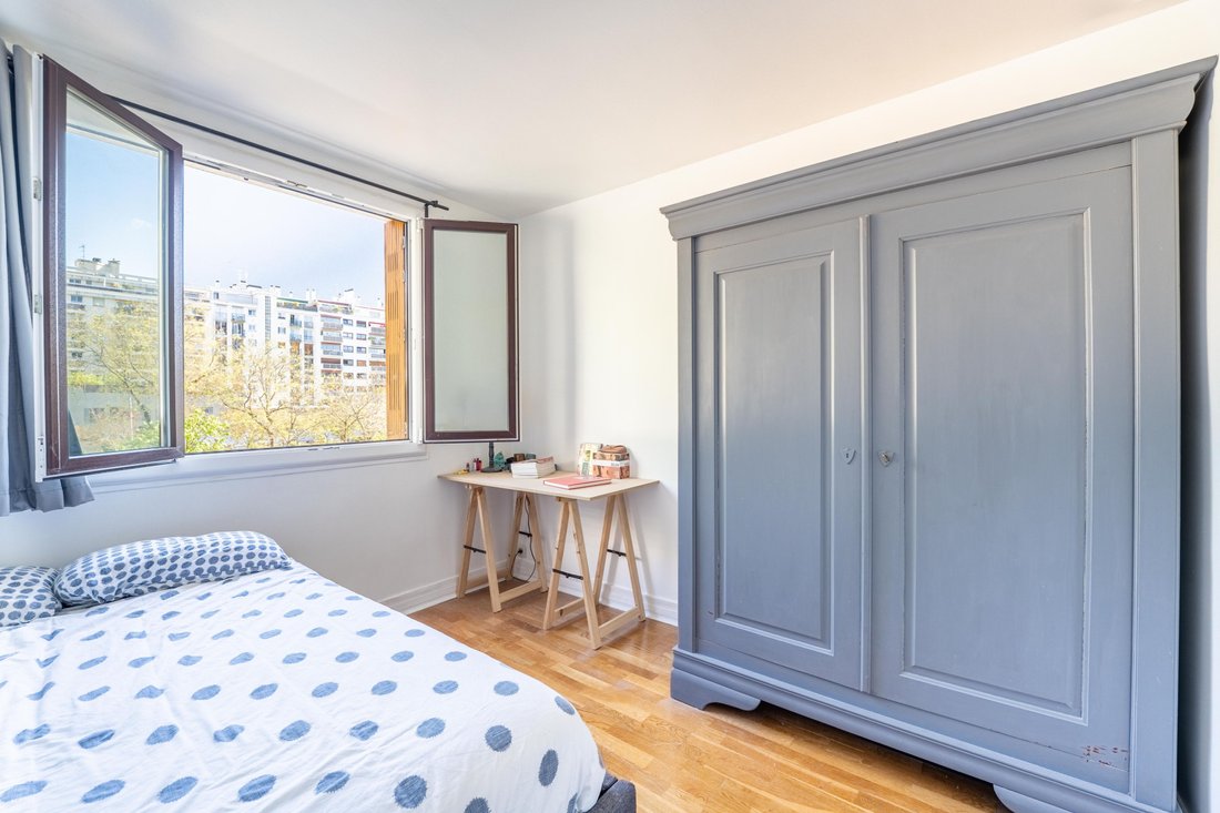 Apartment in Lorette-Martyrs, Paris 9e Arrondissement, Paris 3 - 17707282