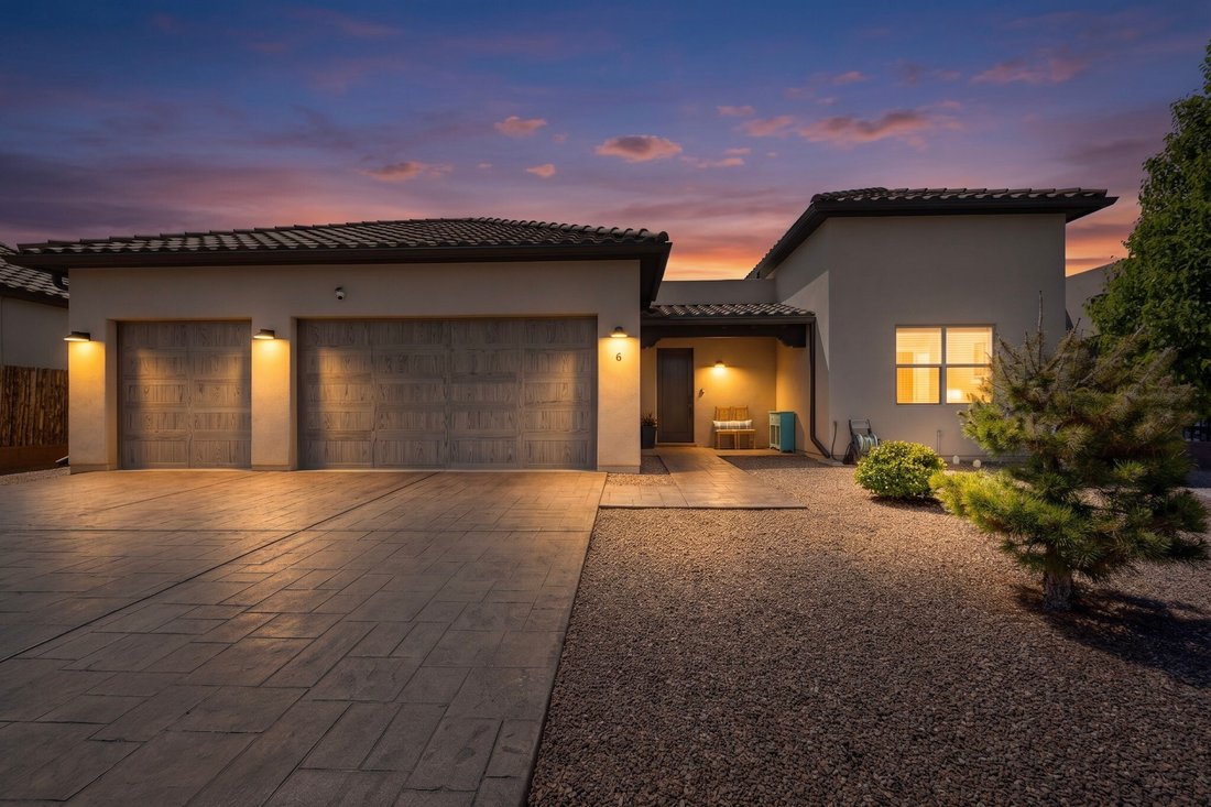 House in Santa Fe, New Mexico, United States 1 - 17706192