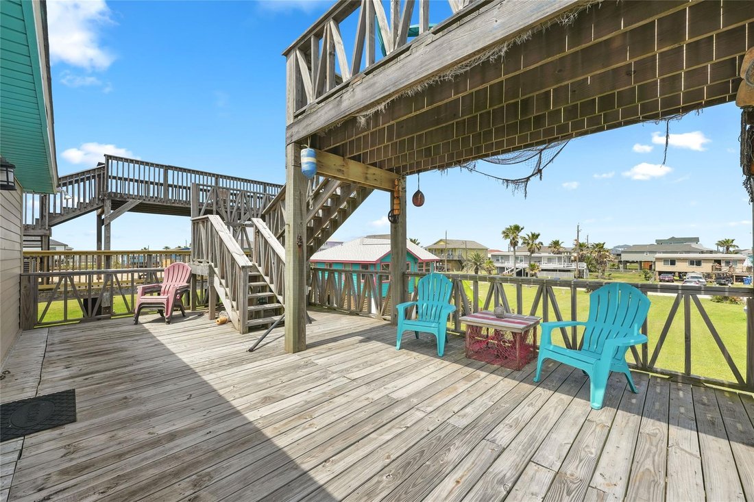 House in Freeport, Texas, United States 2 - 17704085