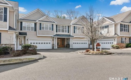 Condo in Newtown, Connecticut, United States 1
