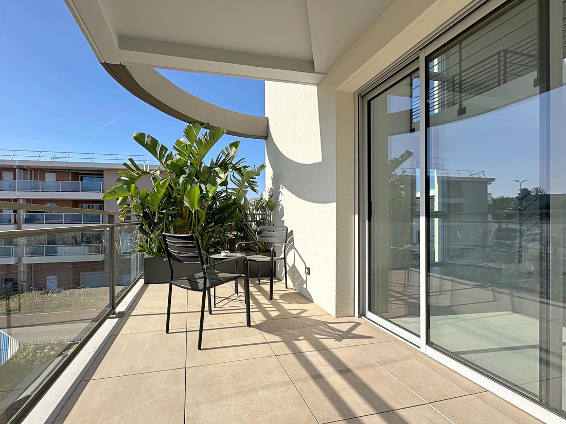 Apartment in Fontmerle, Antibes, France 4 - 17708553