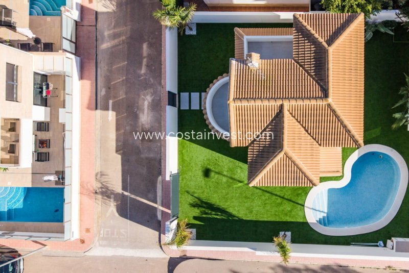 Villa in Orihuela, Valencian Community, Spain 3 - 17691430