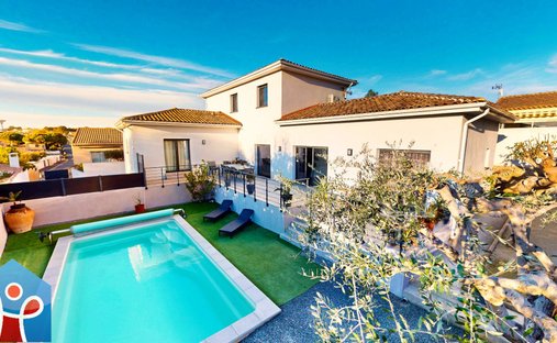 House in Portiragnes, Occitania, France 1