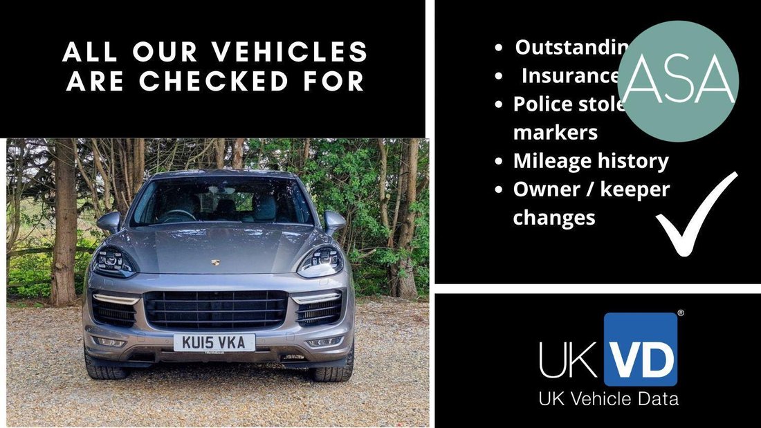 Suv in Cowfold, United Kingdom 4 - 17706272