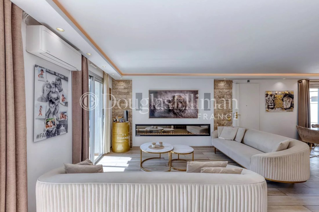 House in Croix des Gardes, Cannes, France 4 - 17704850