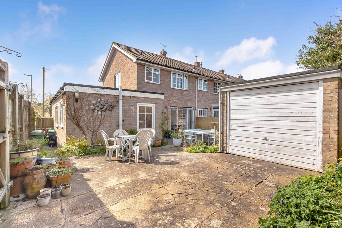 House in Uckfield, England 3 - 17704581