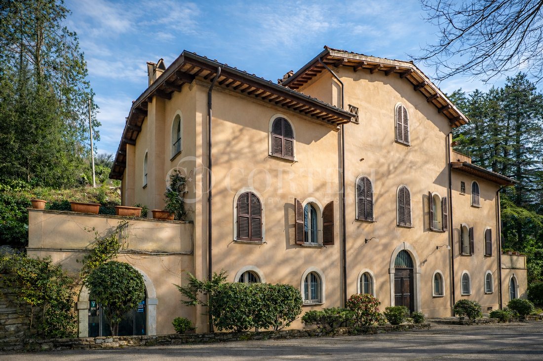 Villa in Pietralunga, Umbria, Italy 1 - 17702824