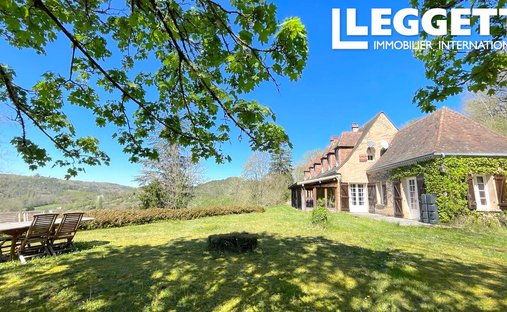 House in Plazac, Nouvelle-Aquitaine, France 1